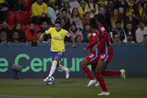 Jogadora Marta na estreia do Brasil na Copa do Mundo Feminina, em partida contra o Panamá