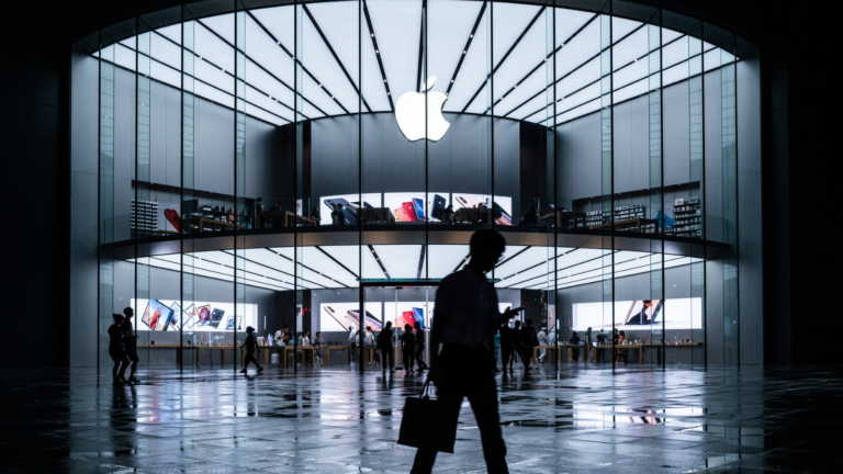 fachada de uma loja da apple, que lidera a lista de marcas mais valiosas do mundo