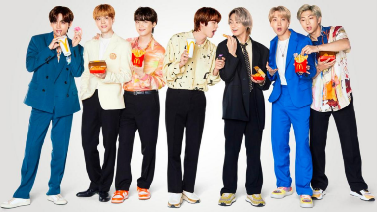 imagem do grupo de kpop bts em campanha para o mcdonald's